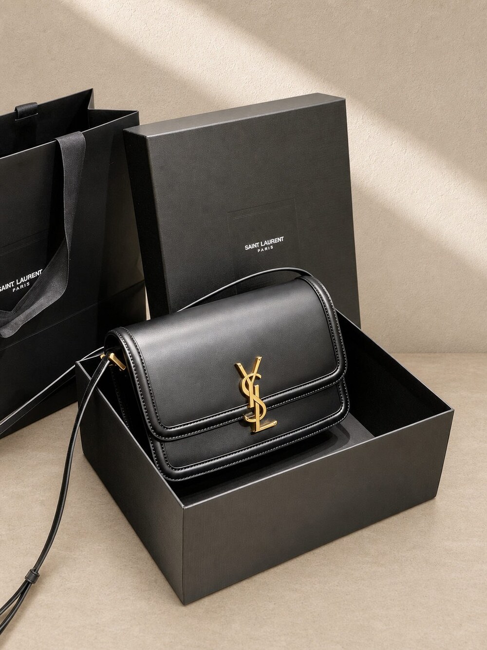 Yves Saint Laurent Solferino Medium Black Calfskin Shoulder Bag - Picture 2 of 6
